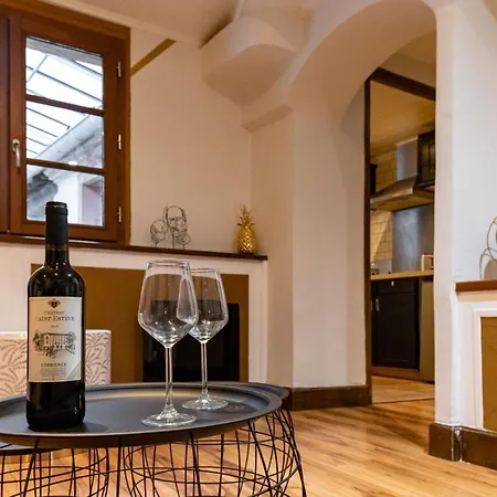 Apartamento Magnifique Place Nationale *
